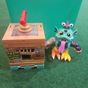 Crate Creatures Surprise Big Blowout - Croak Kaboom Box No Batteries Works